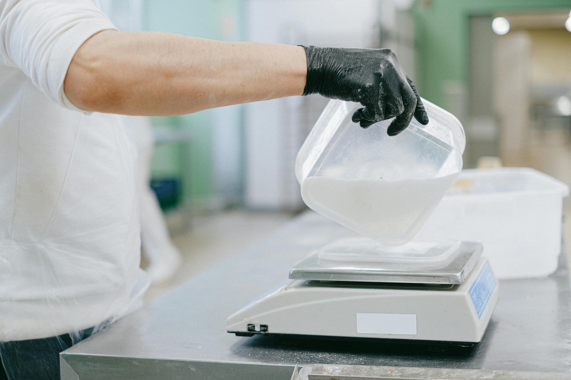 The 1/3/3 Rule for Sourdough Starter — Explained (with the maths)